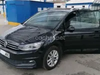 Usado VW Touran Advance 115 CV (84 kW) 2017 Negro Monovolumen