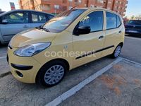 Usado Hyundai i10 Comfort 66 CV (48 kW) 2008 Amarillo Utilitario