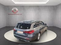 Używany Mercedes C220 200 KM (147 kW) 2022 Szary Kombi