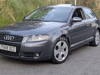 Usado Audi A3 Ambition 100 CV (73 kW) 2004 Gris / plata Utilitario