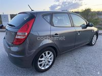 Usado Hyundai i30 Style 115 CV (84 kW) 2007 Gris / plata Utilitario