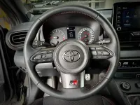 Usado Toyota Yaris 261 CV (191 kW) 2022 Negro Utilitario