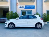 Usado Kia Rio 84 CV (61 kW) 2022 Blanco Berlina