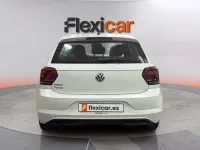 Usado VW Polo Advance 95 CV (69 kW) 2018 Blanco Utilitario
