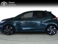 Nuevo Toyota Yaris Hybrid Style 116 CV (85 kW) 2025 Verde Berlina