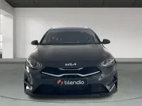 Usado Kia Ceed Sportswagon 120 CV (88 kW) 2023 Gris Familiar