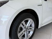 Usado Toyota Corolla Active 122 CV (89 kW) 2020 Blanco Berlina