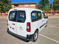 Usado Citroën Berlingo Live 100 CV (73 kW) 2018 Blanco Monovolumen
