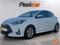 Usado Toyota Yaris Business Edition 116 CV (85 kW) 2022 Blanco Utilitario
