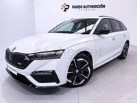 Usado Skoda Octavia RS 200 CV (147 kW) 2023 Blanco Familiar