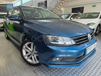 Usado VW Jetta Sportline 150 CV (110 kW) 2014 Azul Berlina