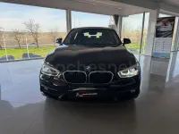 Usado BMW 118 140 CV (102 kW) 2019 Negro Utilitario