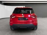 Usado Seat Arona Style 95 CV (69 kW) 2018 Rojo SUV