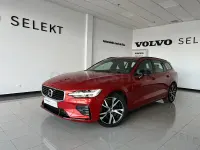 Usado Volvo V60 R-Design 390 CV (286 kW) 2019 Rojo Familiar