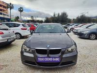 Usado BMW 318 129 CV (94 kW) 2006 Gris / plata Berlina