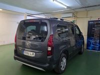 Usado Peugeot Rifter Allure 130 CV (95 kW) 2020 Gris / plata Monovolumen