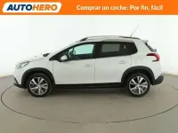 Usado Peugeot 2008 Allure 120 CV (88 kW) 2016 Blanco SUV
