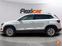 Usado Skoda Karoq Ambition 150 CV (110 kW) 2023 Blanco SUV