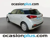 Usado Hyundai i20 100 CV (73 kW) 2020 Gris plata Utilitario