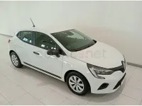 Usado Renault Clio V SE 65 CV (47 kW) 2023 Blanco Berlina