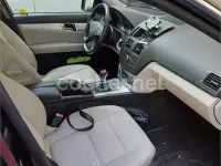 Usado Mercedes C220 Avantgarde 170 CV (125 kW) 2010 Negro Berlina