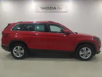 Usado Skoda Kodiaq Ambition 150 CV (110 kW) 2022 Rojo SUV