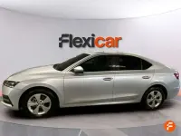 Usado Skoda Octavia Ambition 116 CV (85 kW) 2022 Gris Utilitario
