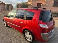 Usado Renault Grand Scénic II Privilege 135 CV (99 kW) 2006 Granate Monovolumen