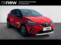 Usado Renault Captur 140 CV (102 kW) 2022 Rojo SUV