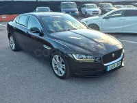 Usado Jaguar XE Prestige 180 CV (132 kW) 2016 Negro Berlina