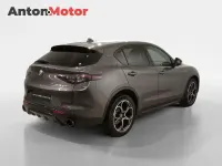 Usado Alfa Romeo Stelvio Veloce 210 CV (154 kW) 2025 Gris SUV