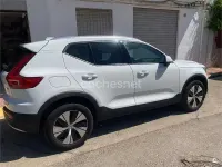 Usado Volvo XC40 Momentum 156 CV (114 kW) 2021 Blanco SUV