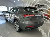 Usado Maserati Levante 349 CV (256 kW) 2021 Gris SUV