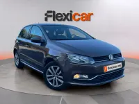 Usado VW Polo 90 CV (66 kW) 2017 Marrón Berlina