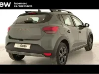 Usado Dacia Sandero Extreme 100 CV (73 kW) 2025 Verde Berlina
