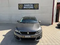Usado Peugeot 308 130 CV (95 kW) 2022 Gris / plata Familiar