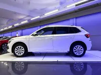 Usado Skoda Kamiq Selection 115 CV (84 kW) 2024 Blanco SUV