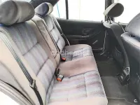Usado Peugeot 306 90 CV (66 kW) 2000 Blanco Berlina