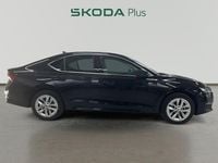 Usado Skoda Octavia 116 CV (85 kW) 2025 Negro Berlina