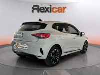 Usado Renault Clio V Techno 90 CV (66 kW) 2024 Blanco Berlina
