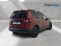 Nuevo Dacia Jogger Extreme 100 CV (73 kW) 2025 Marrón Monovolumen