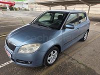 Usado Skoda Fabia 60 CV (44 kW) 2009 Azul Berlina