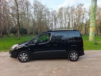 Usado Citroën Berlingo Feel 100 CV (73 kW) 2015 Negro Monovolumen