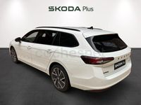 Usado Skoda Superb SportLine 204 CV (150 kW) 2025 Blanco Familiar