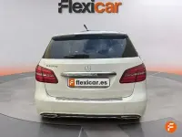 Usado Mercedes B200 136 CV (100 kW) 2017 Negro Monovolumen