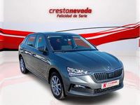 Usado Skoda Scala Ambition 95 CV (69 kW) 2022 Gris / plata Utilitario