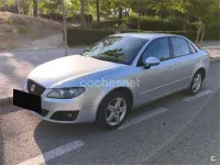 Usado Seat Exeo Reference 143 CV (105 kW) 2011 Gris / plata Berlina