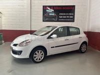 Usado Renault Clio II Exception 75 CV (55 kW) 2008 Blanco Berlina