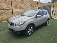 Usado Nissan Qashqai Premium Edition 140 CV (102 kW) 2011 Gris / plata SUV