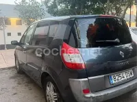 Usado Renault Scenic E-Tech 120 CV (88 kW) 2006 Gris / plata Monovolumen
